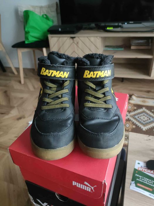 Buty jesień / zima Batman H&M r. 28 świecące - dobry stan