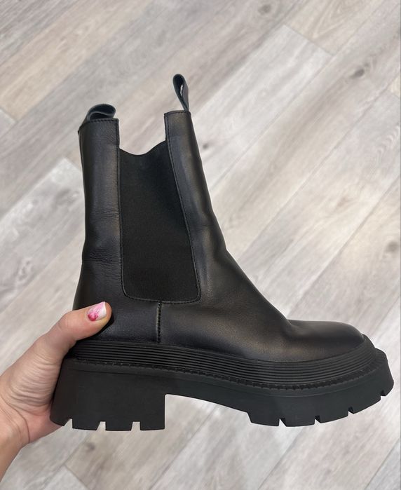 Челсі зимові шкіряні 36 розмір