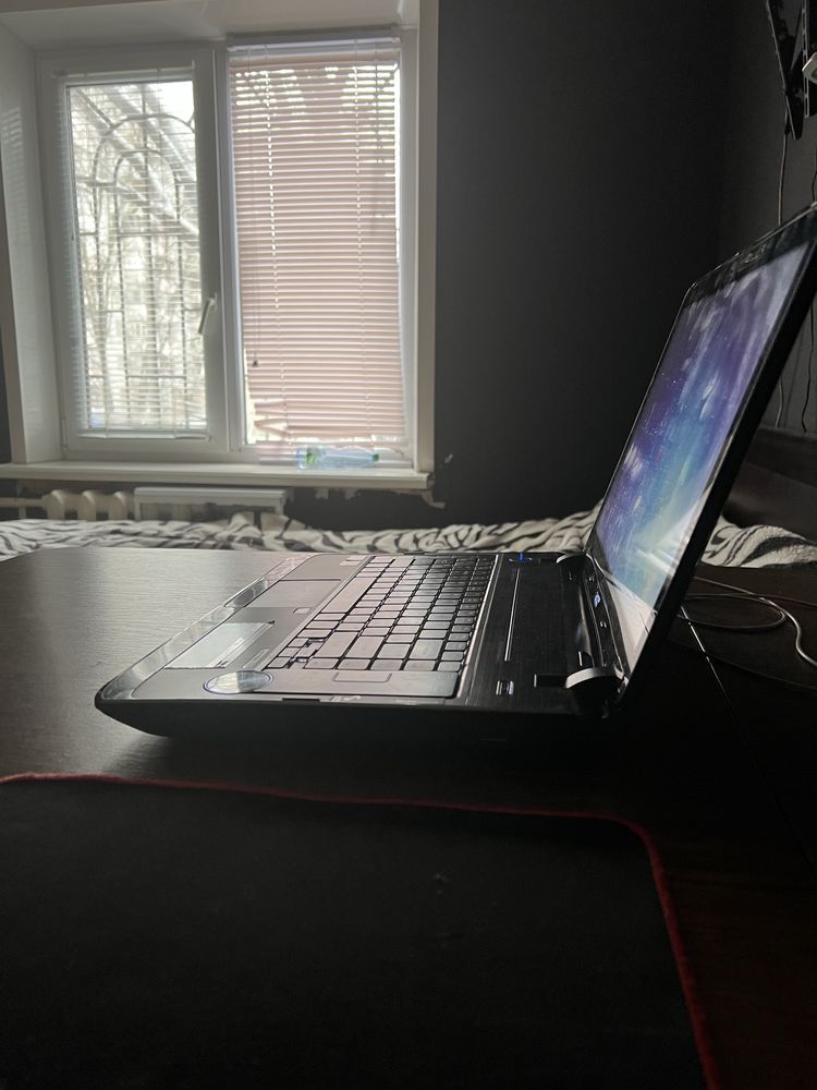 Продам ноутбук Acer( Aspire 5935g)