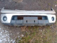 Передній та задній бампери Nissan Navara D40