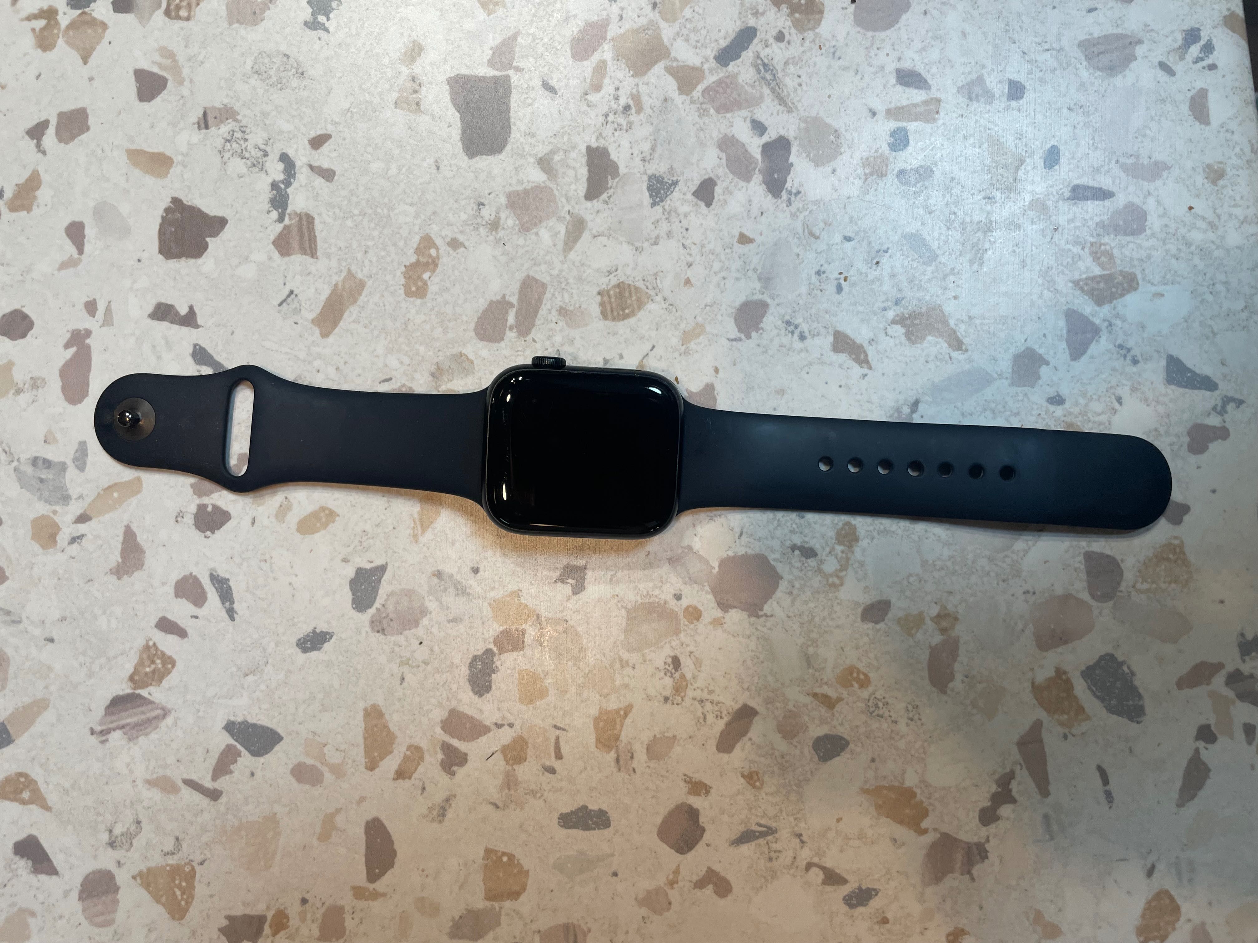 Używany Apple Watch SE gen 2 44mm