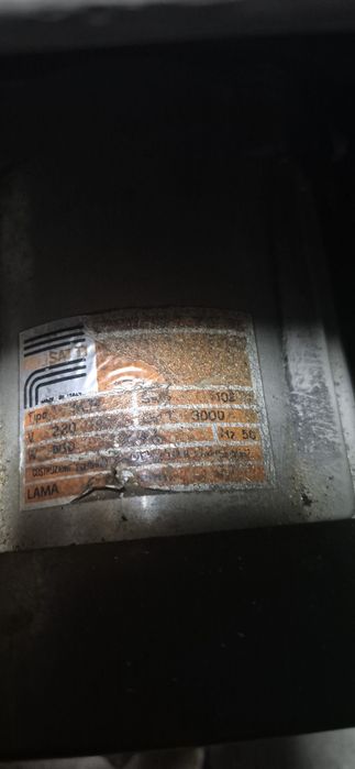 Máquina de corte Alumínio