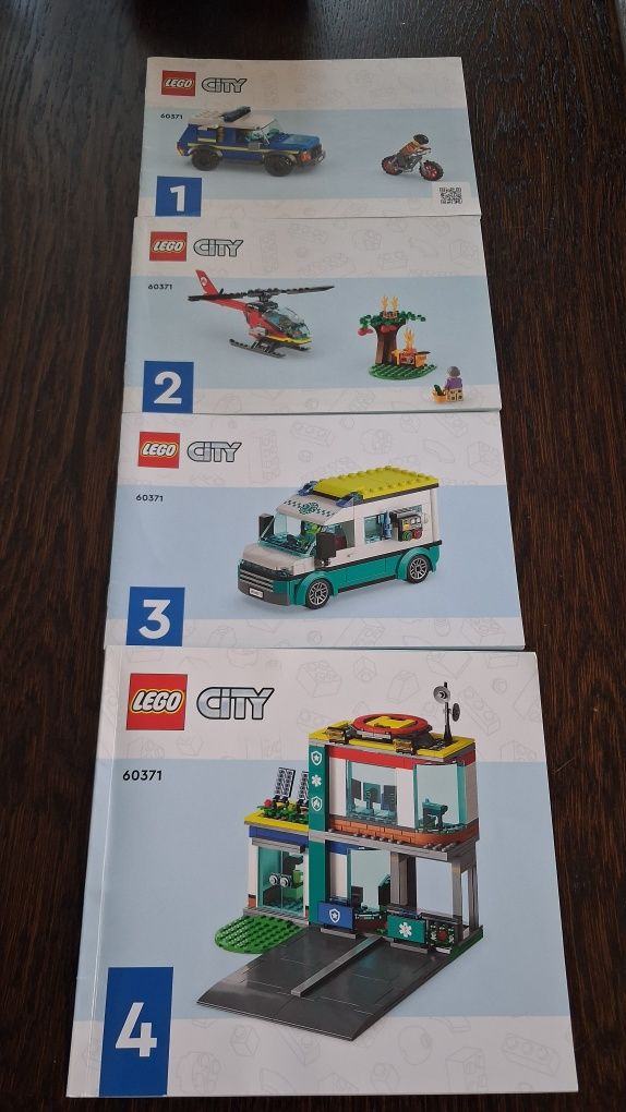 LEGO City, klocki, Parking dla pojazdów uprzywilejowanych, 60371