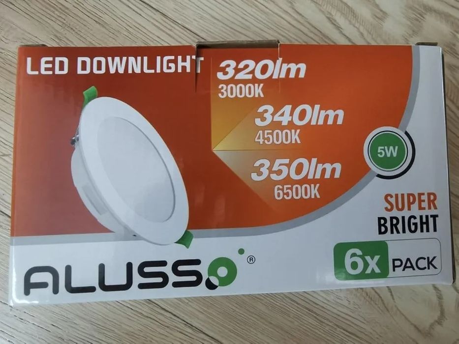 Halogeny  sufitowe Led oświetlenie  IP44 do łazienki kuchni 6szt