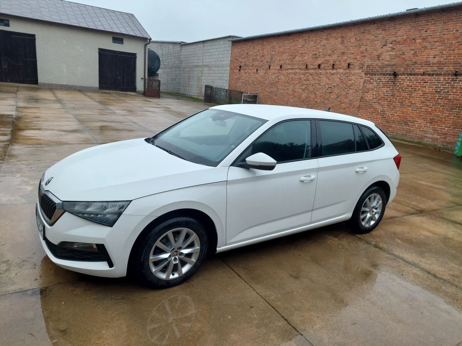 Skoda Scala Drugi właściciel, Bezwypadkowe, Salon Polska