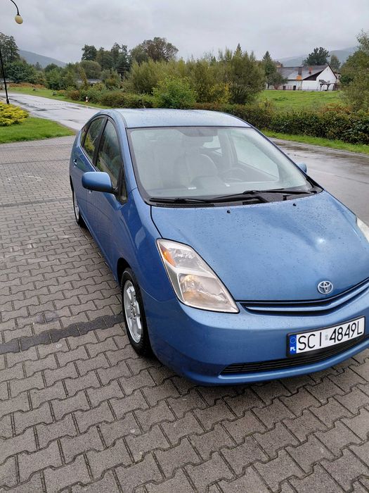 Toyota prius 2 hybryda