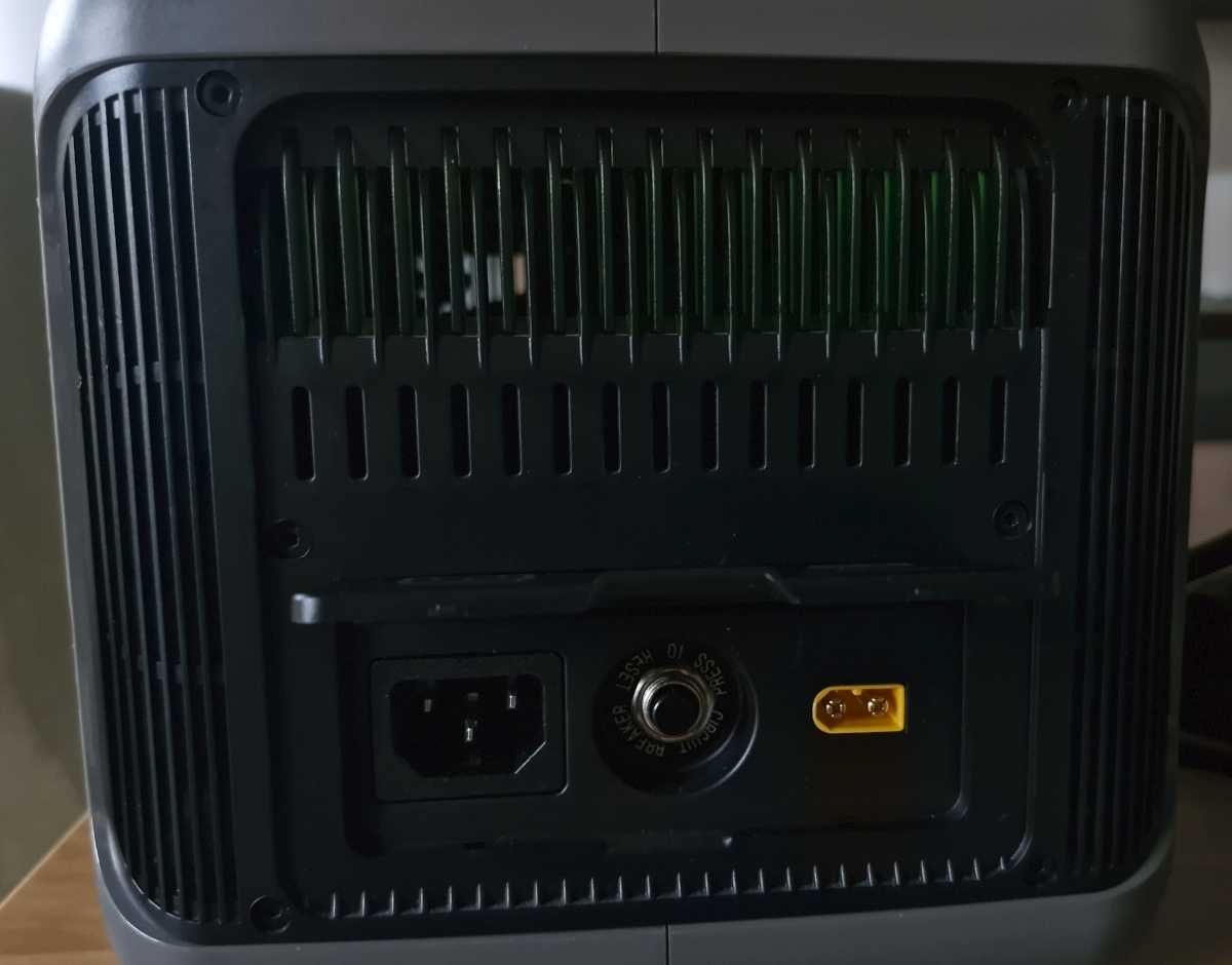 stacja zasilania / ładowania Allpowers r600 jak nowa+kabel zapalniczki