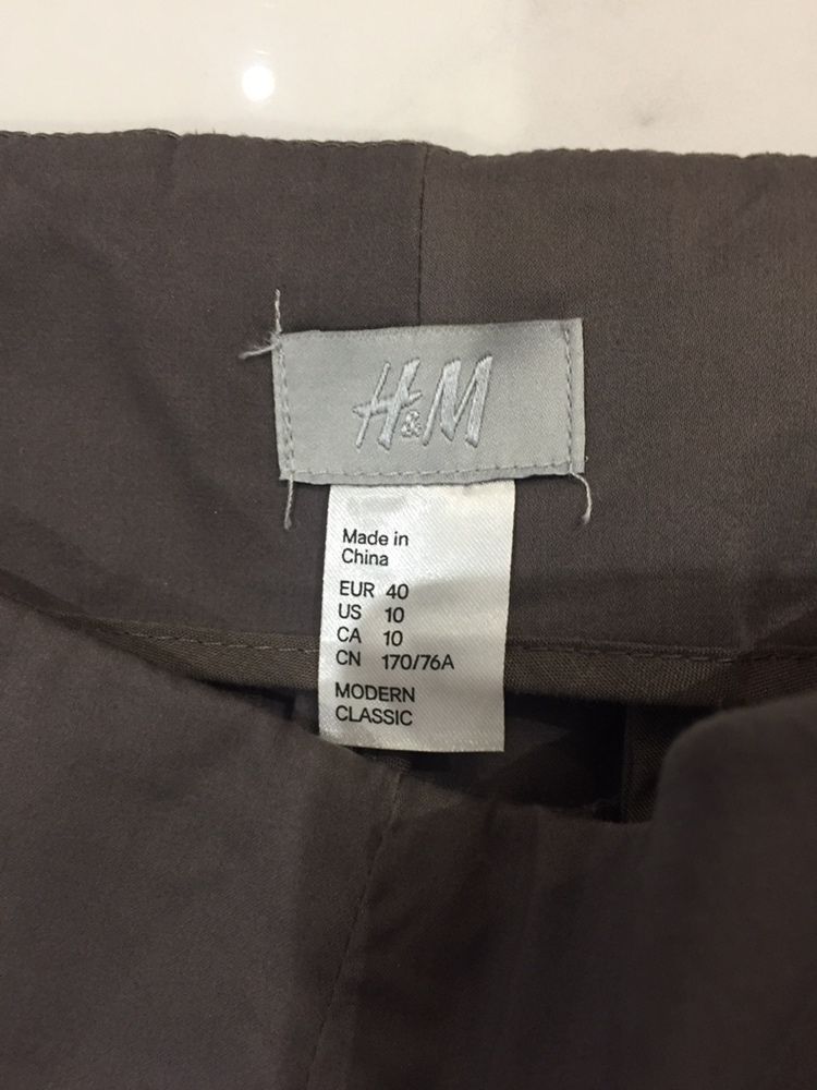 H&M - eleganckie spodnie, 7/8, z delikatnym polyskiem