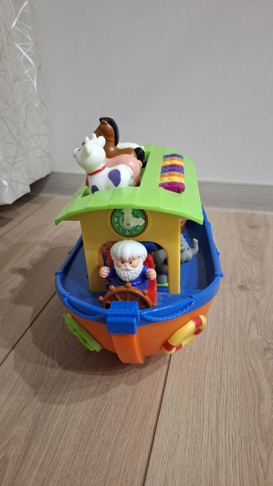 Развивающая игрушка Ноев ковчег