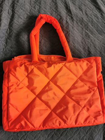Duża pikowana torba shopper Sinsay 53x35x11cm