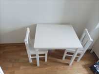 Conjunto mesa e cadeiras de criança