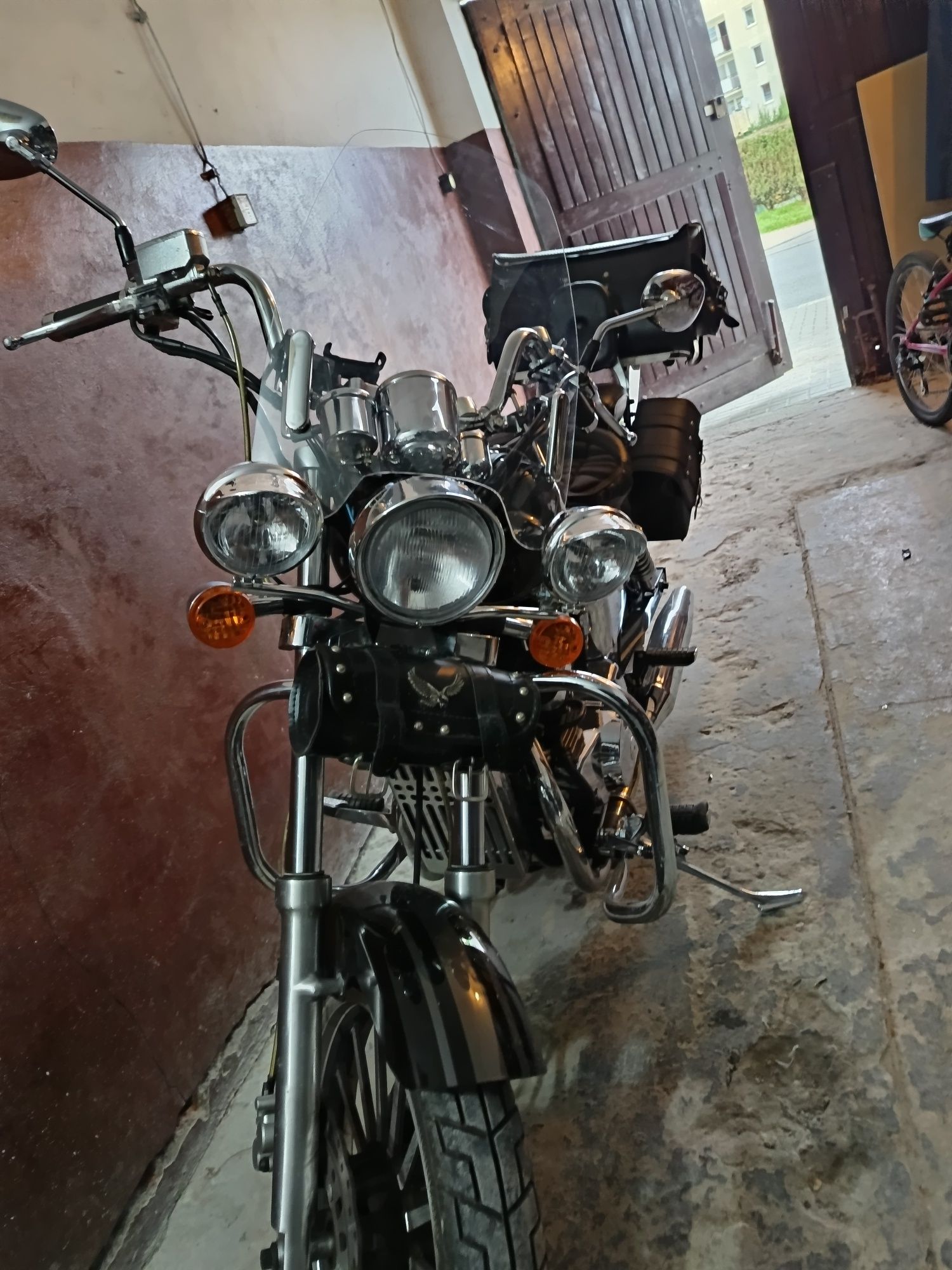 Junak M11  Czopper 125