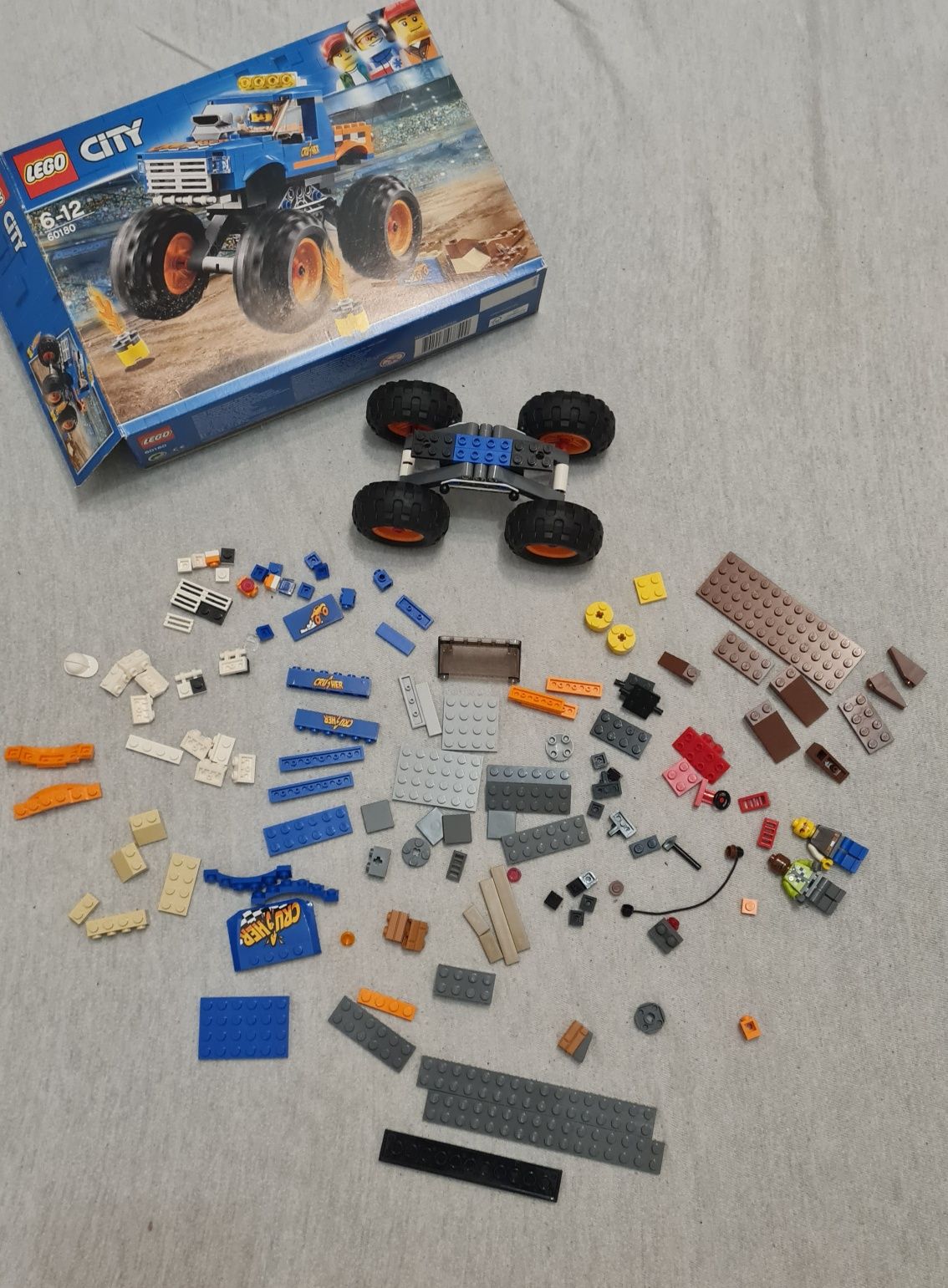 Zestaw LEGO 60180 Monster truck