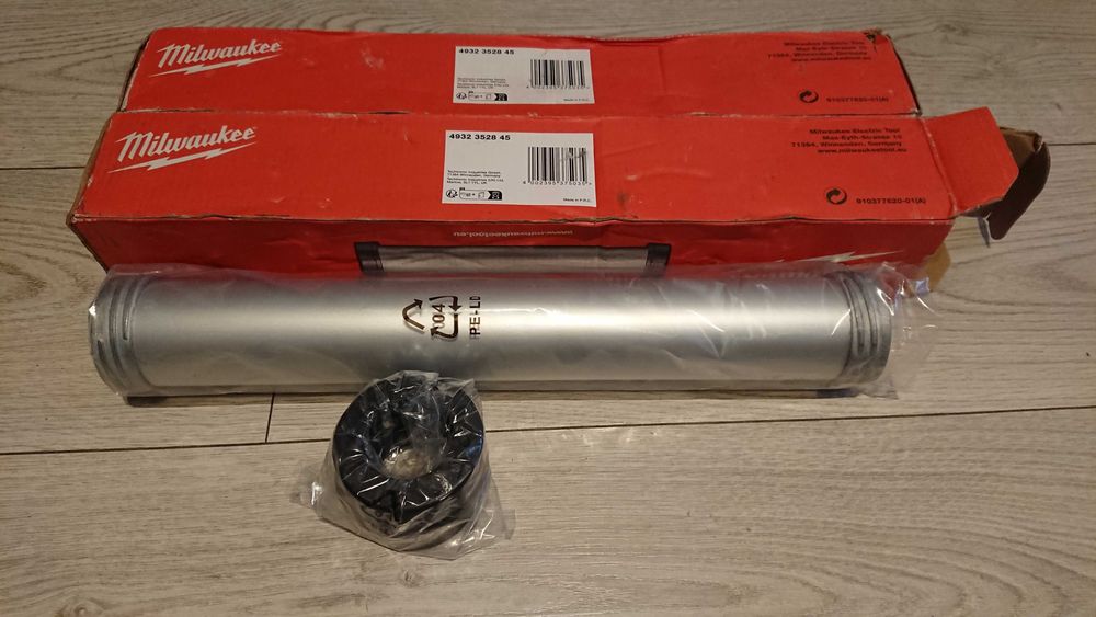 Milwaukee 4932  3528  45 tuba do sylikonu 60cm klejarka pistolet