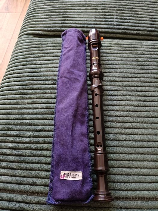Japoński flet w bardzo dobrym stanie
