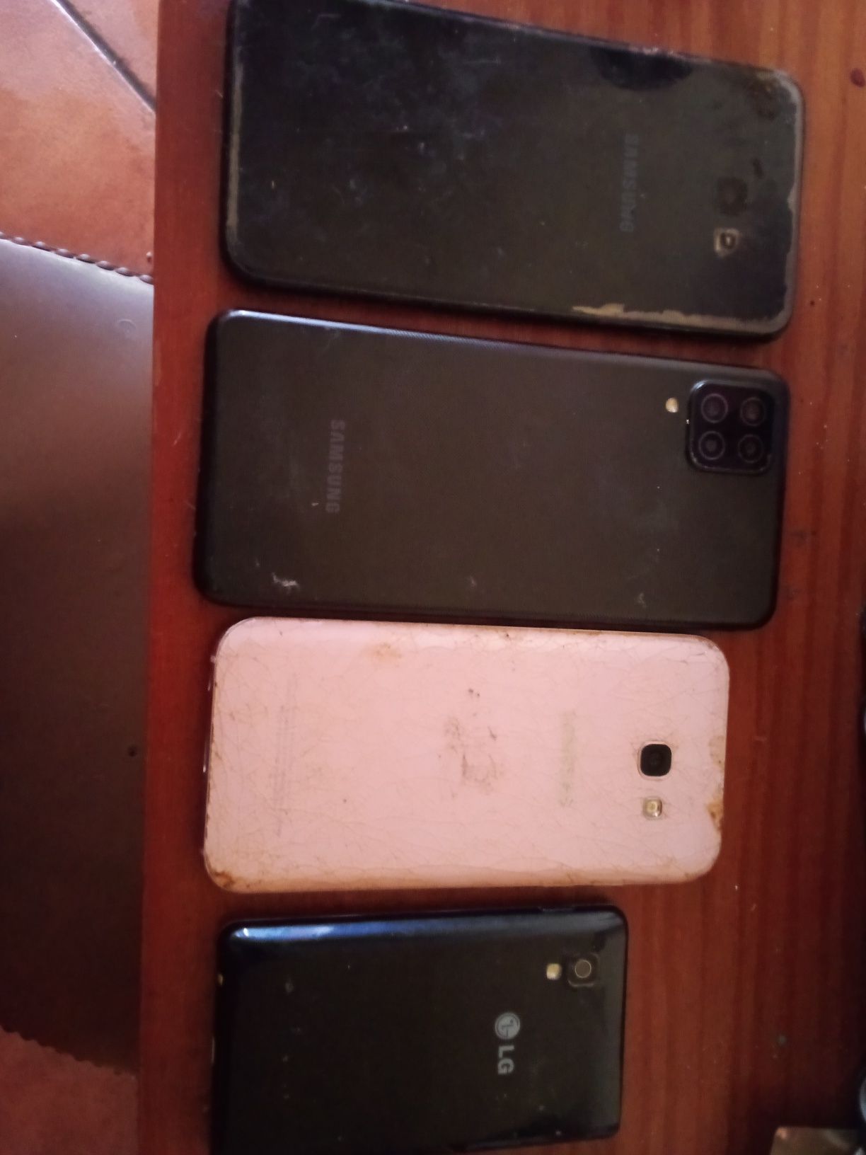 4  Telemóveis samsung