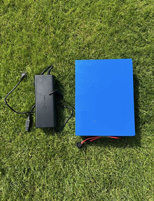 літій іонна акумуляторна батарея 24v120Ah підійде до інверторів