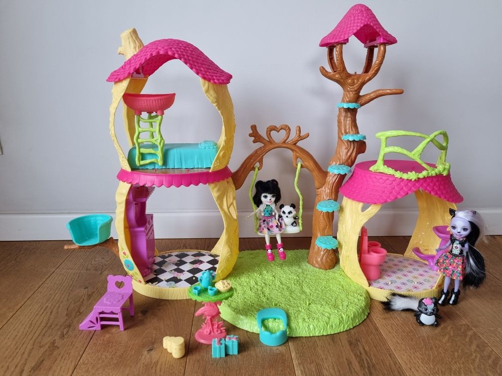 Zestaw Enchantimals Leśny Domek + lalka Sage Skunk