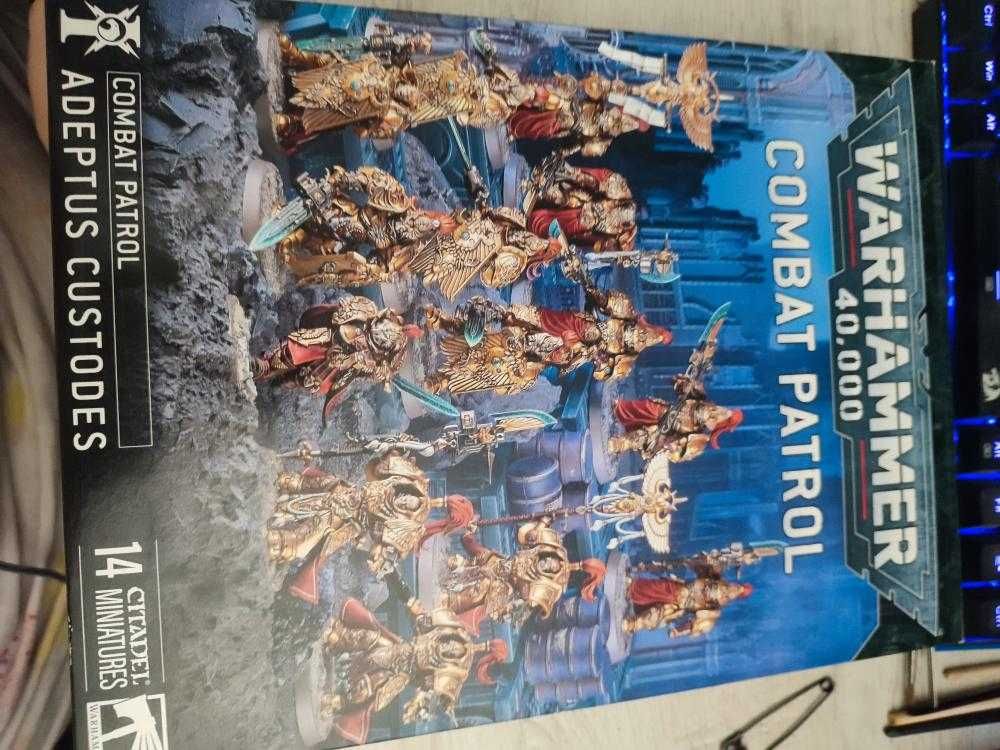Warhammer 40k Adeptus Custodes