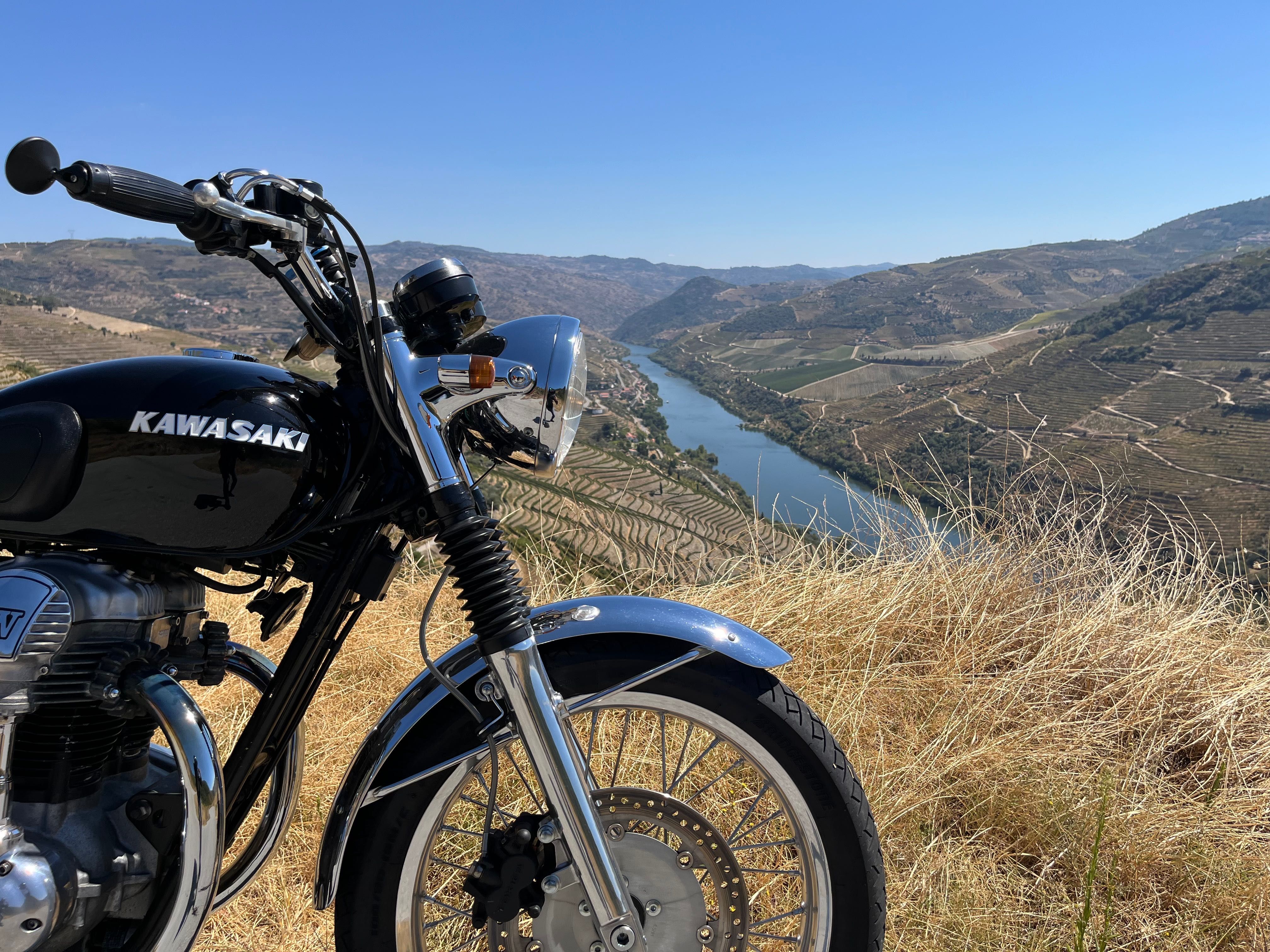 Kawasaki W650 (retro)