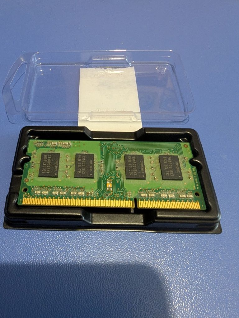 Оперативна пам'ять для ноутбука Samsung SODIMM DDR3 1Gb 10600S