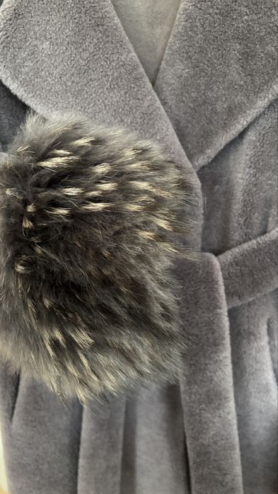 Futro Ochnik 100% wełna z obszyciem przy rękawach z naturalnego jenota