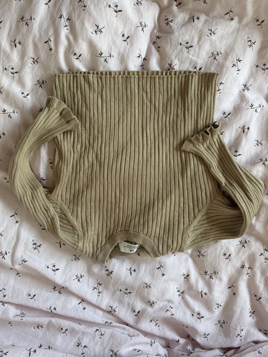 Zestaw ubrań ubranek H&M na 98/104 sweter sweterek spodnie koszula