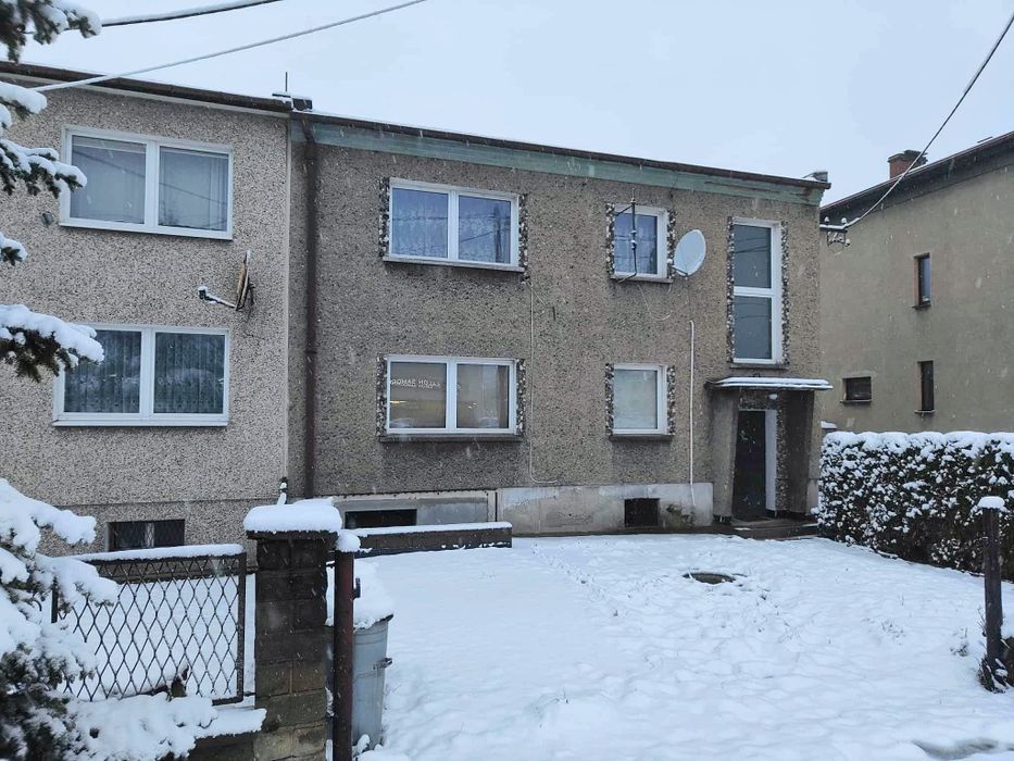 Dom lokal usługowy Rybnik trasa RybnikGliwice biura biznes działalność