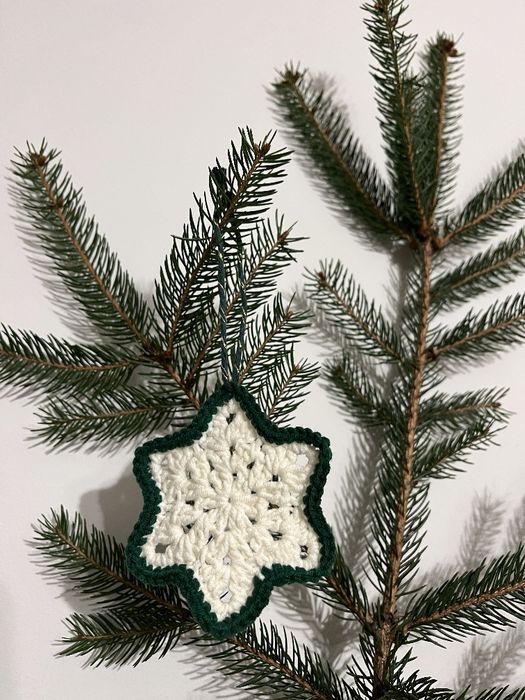 Szydełkowe ozdoby świąteczne gwiazdki, bombki, Boże Narodzenie
