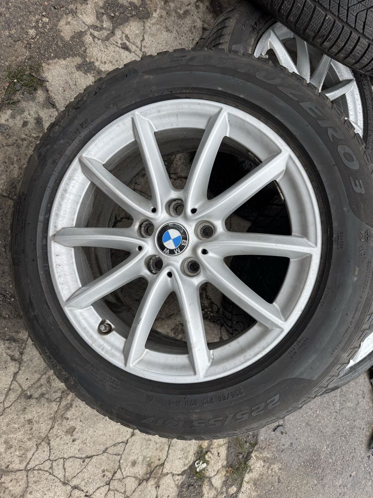 BMW F39 F48 Alufelgi 17 z oponami wzór 560