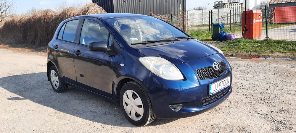 Toyota Yaris 2007r. 1.0 VVT-i Benzyna 68KM. Polski salon.