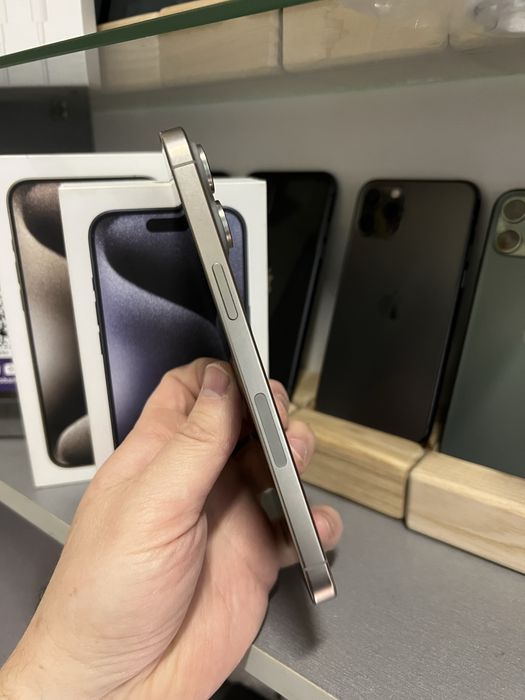 iPhone 15 Pro  Max 256gb Natural Titanium Neverlock Відмінний стан