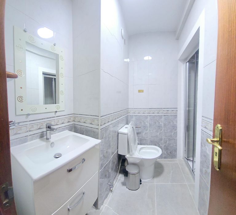 Quartos para arrendar em Santo António dos Cavaleiros – Lisboa