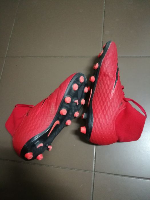 Chuteiras Nike Hyper Venom