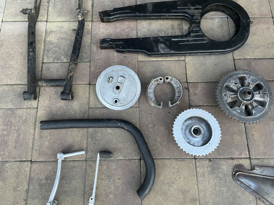 Sprzedam cześci do wsk i cezet