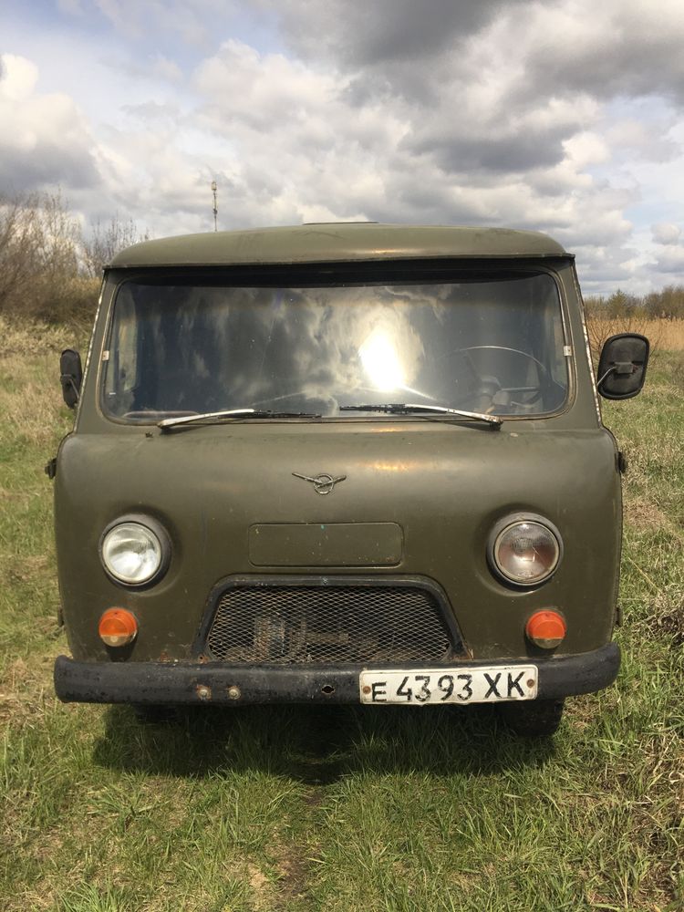 Продам уаз Буханку
