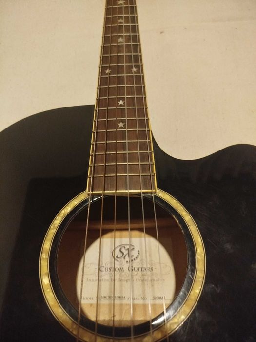 Guitarra eletroacústica SX Costum Guitar MJG28DCE/BK/SA