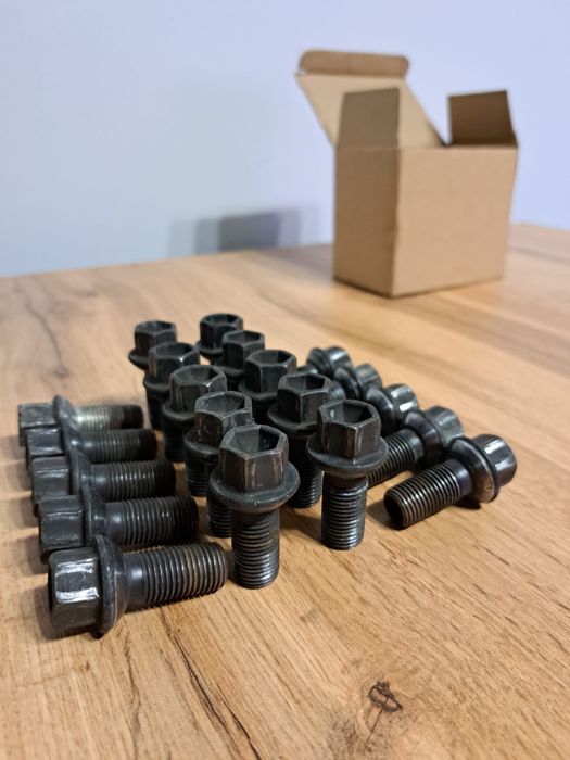 Sprzedam szpilki / śruby kół Mercedes – komplet 20 szt.