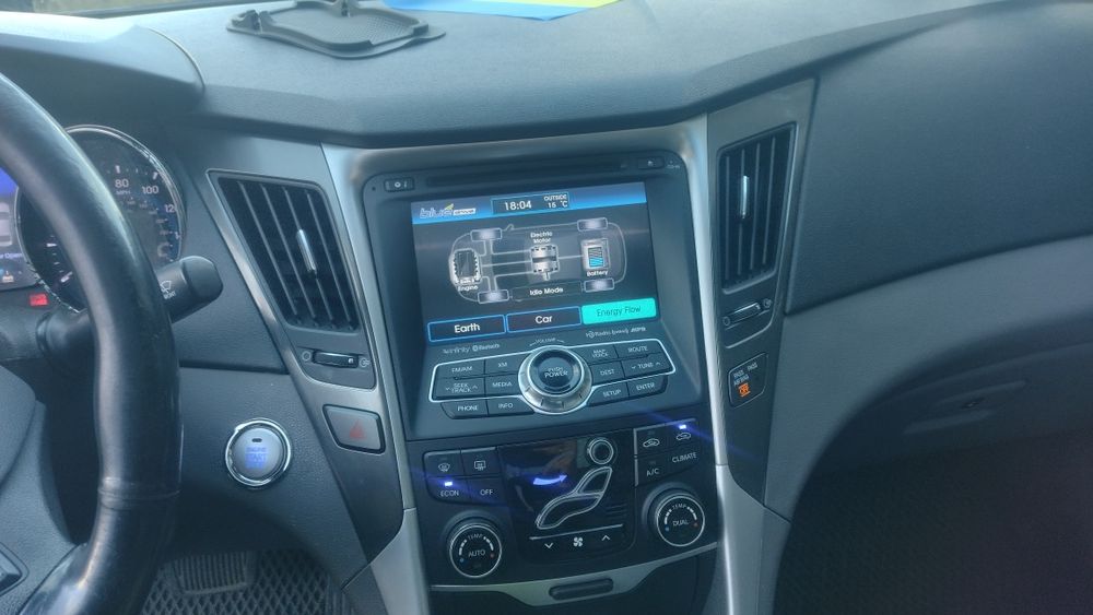 Hyundai  sonata "гибрид"