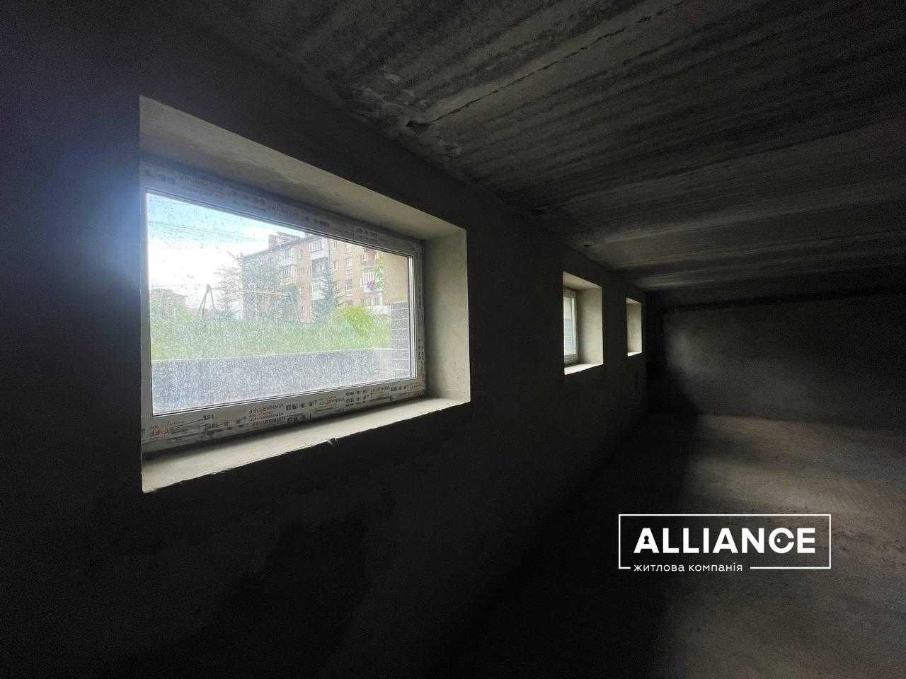 Продам Комерційне приміщення в центрі біля озера 370$ m2