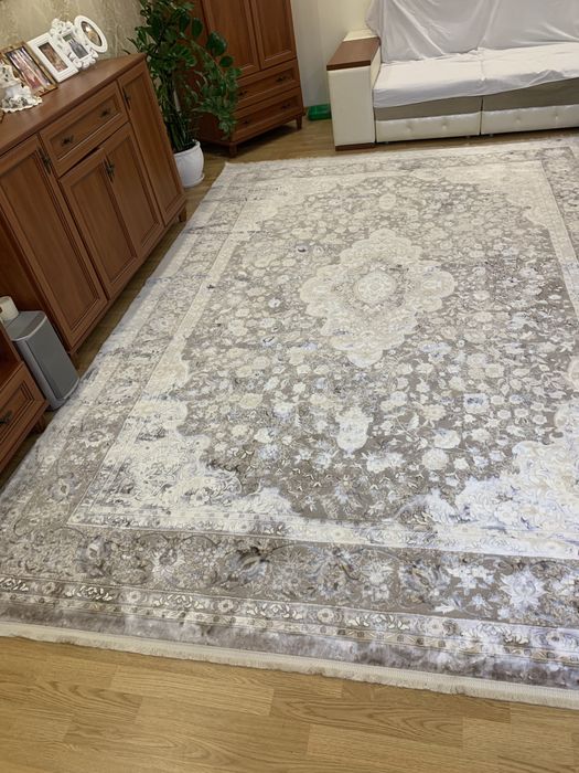 Килим сучасний,ковер