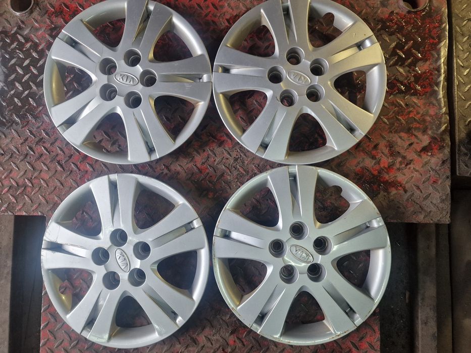 Kapsle kołpaki 16 cali Kia