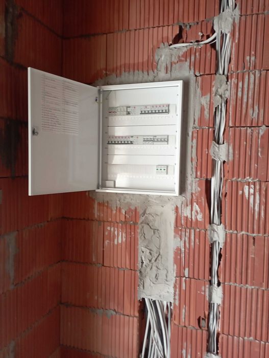 Instalacje elektryczne