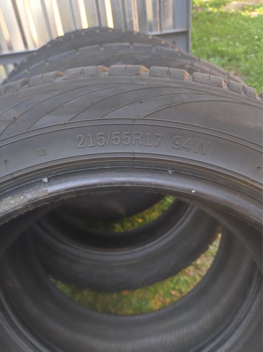 Гума 215/55/R17 літо комплект 22 рік нові