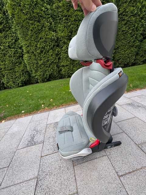 Fotelik Besafe izzi Flex z bazą isofix