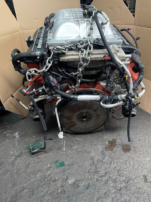 Jeep grand Cherokee WK2 TrackHawk 6.2 мотор двигатель СВАП комплект