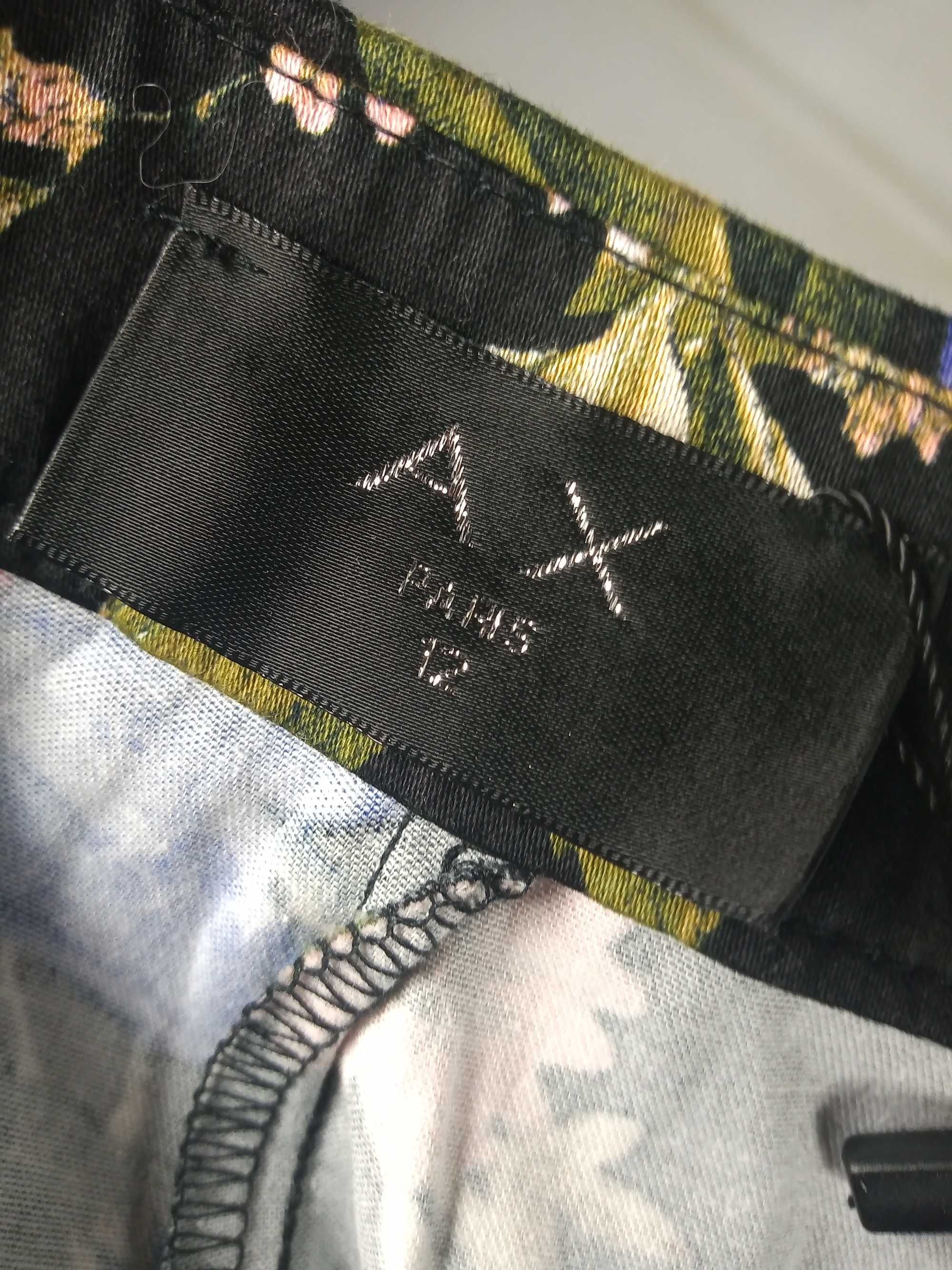 AX Paris nowe chinosy spodnie kwiaty L