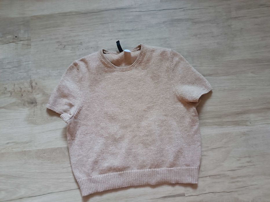 Krótki sweterek H&M 38 M bluzka beżowy karmelowy