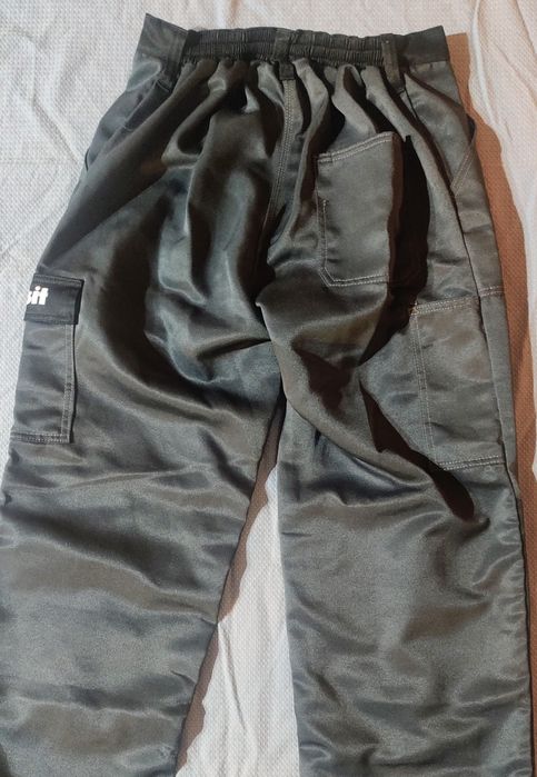 Spodnie robocze Ceresit XL, pas 98-102 cm +gratis