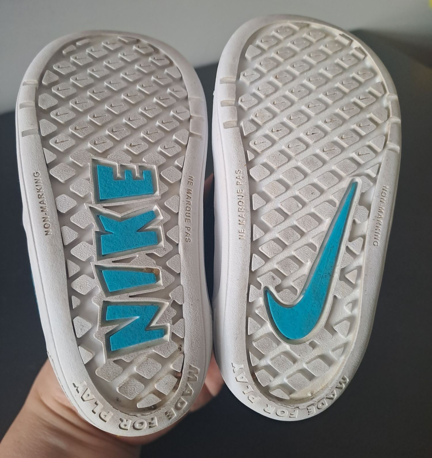 Buty nike pico 5, rozmiar 22